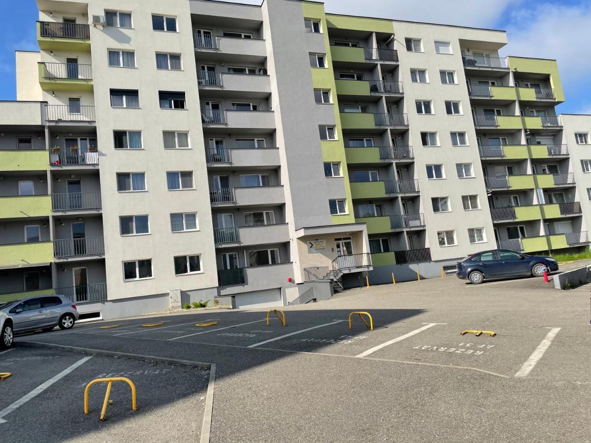 Ferienwohnung Confortmax Baia Mare Exterior foto